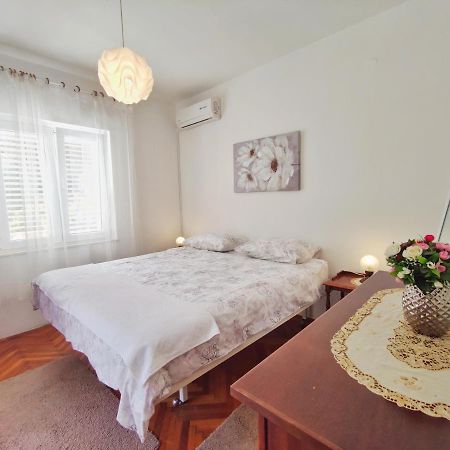 Villa Kipre 2 ツァヴタット エクステリア 写真