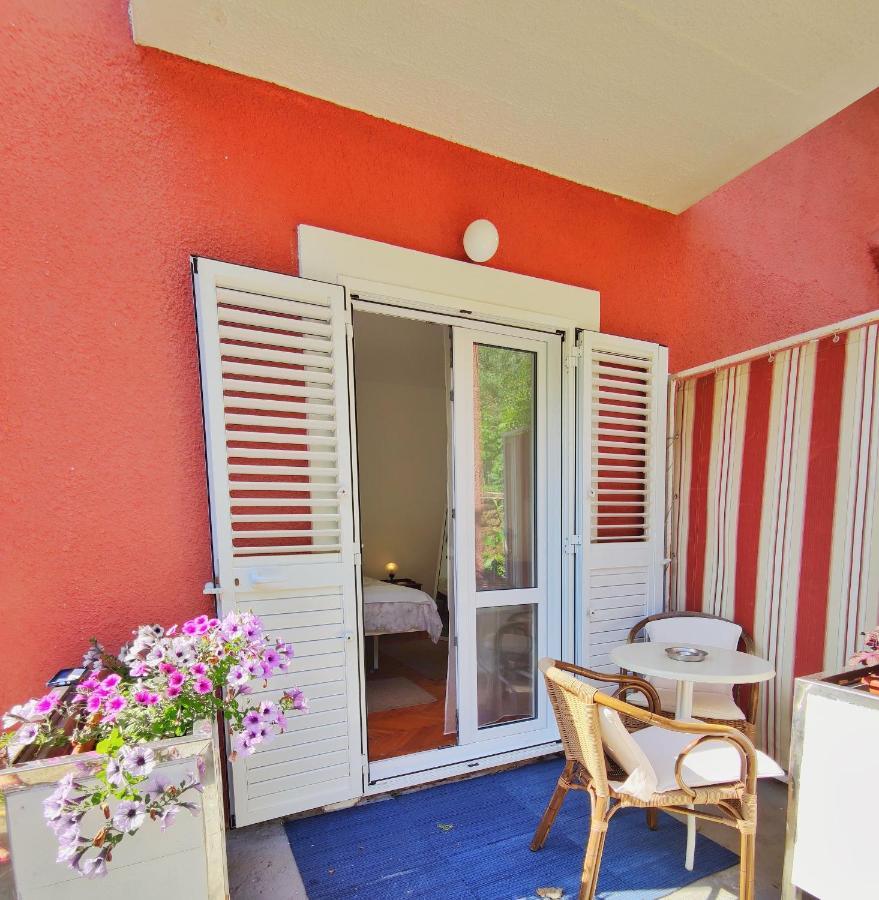 Villa Kipre 2 ツァヴタット エクステリア 写真