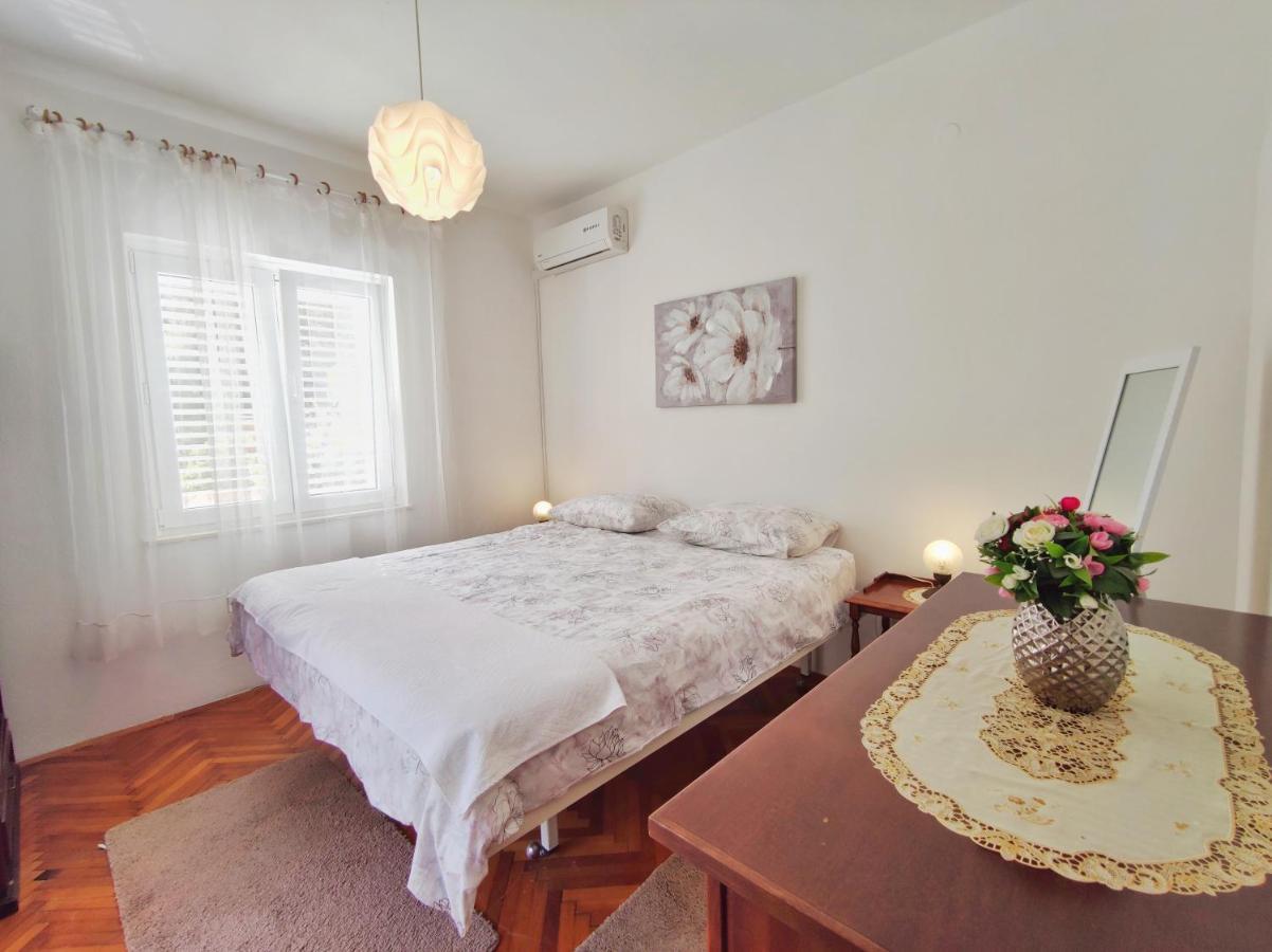 Villa Kipre 2 ツァヴタット エクステリア 写真